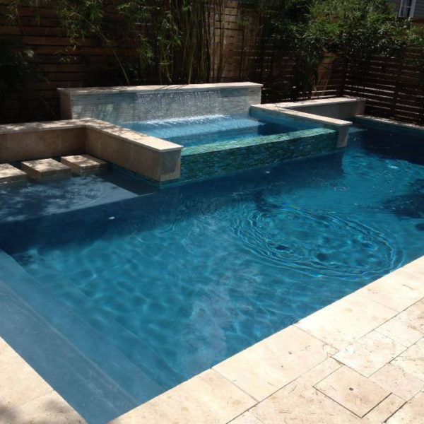 Hot tubs/Spas - Crystal Pools and Spas