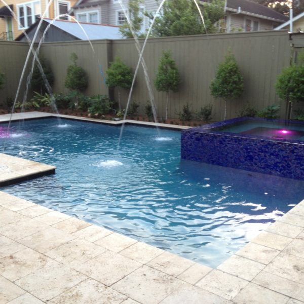 Hot tubs/Spas - Crystal Pools and Spas