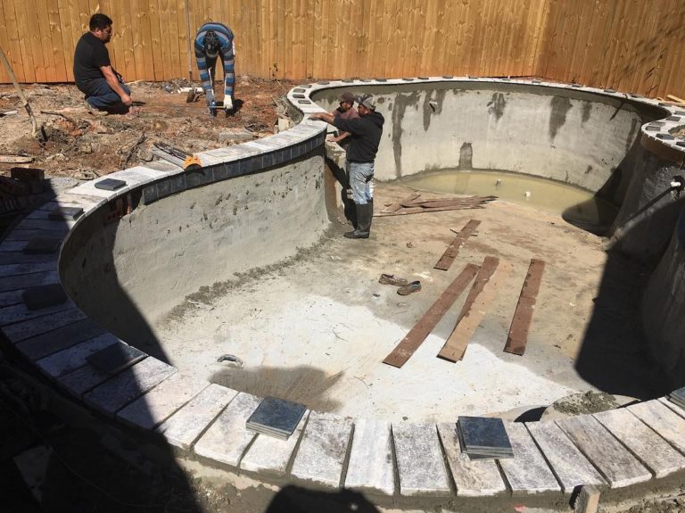 labor cost for pool tile installation