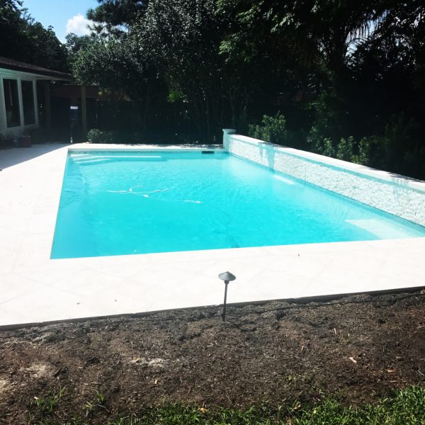 Lake Vista swimming pool remodel - Crystal Pools and Spas